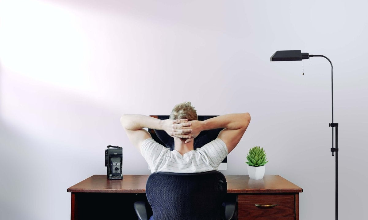 Varför ergonomi är avgörande för din hälsa och produktivitet på jobbet - SwedishBalance